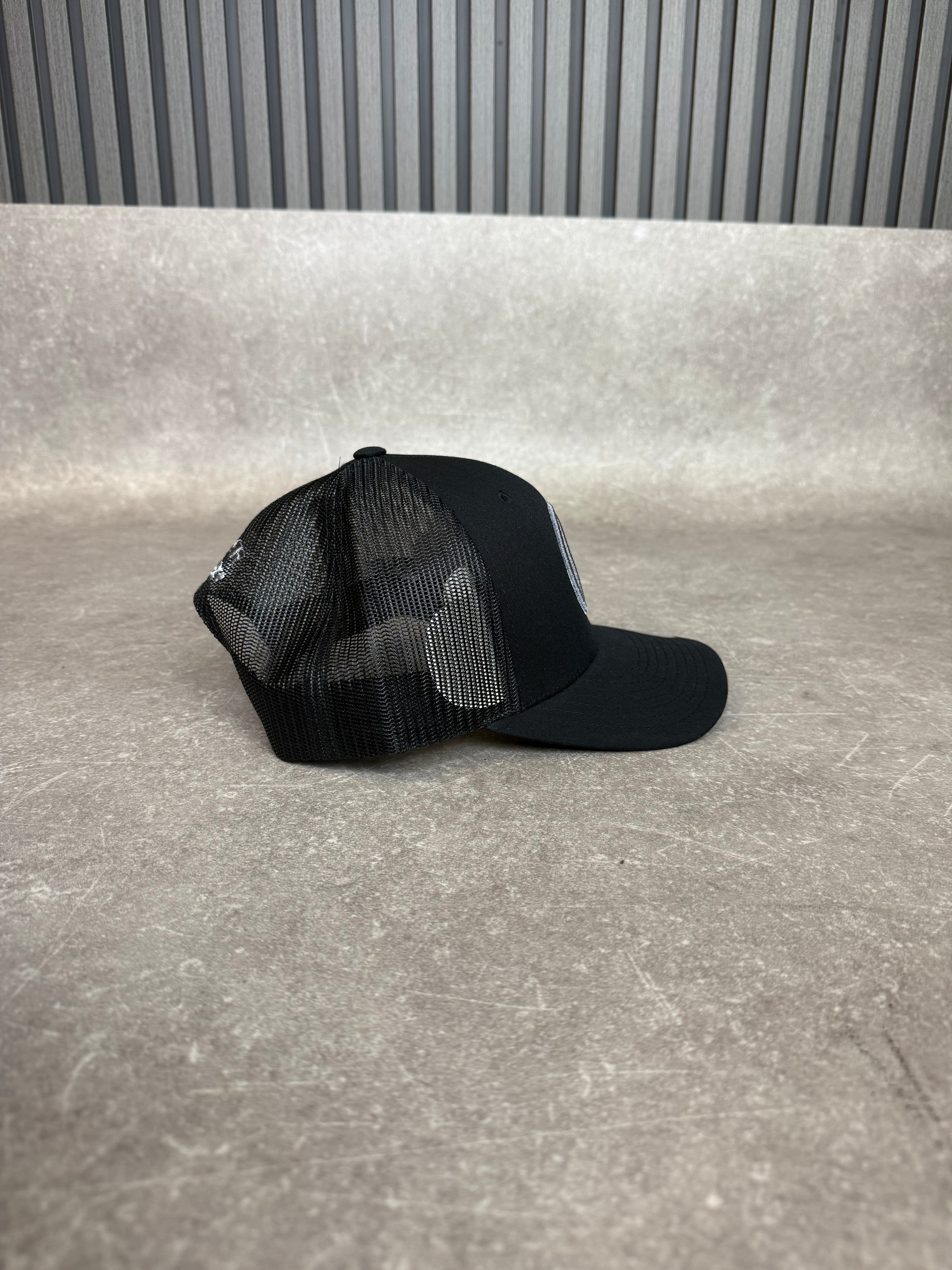 Black Mercury Cap