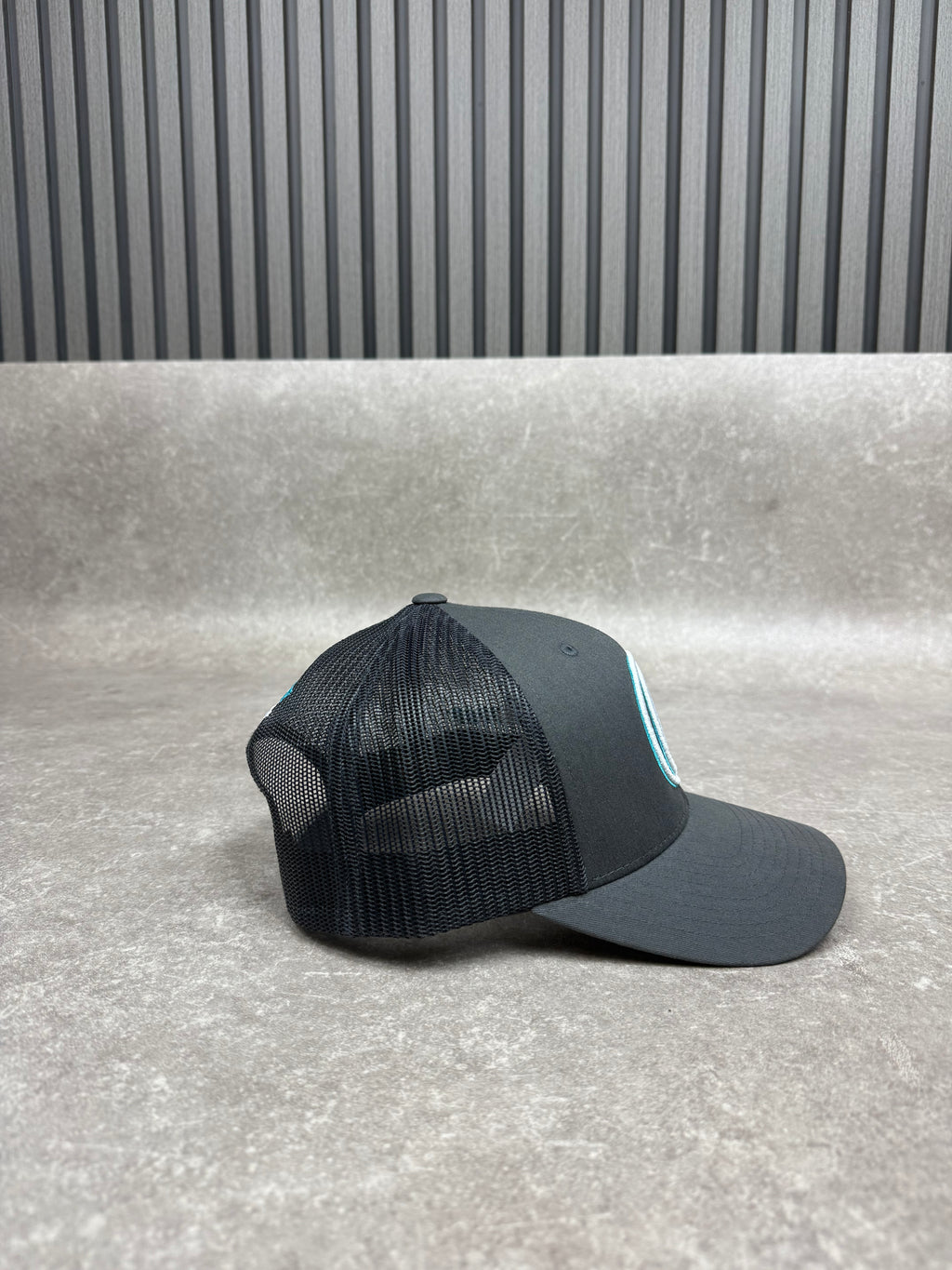 Grey Turquoise & White Cap